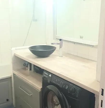 4 Pers. 1 Avec Piscine Apartment *
