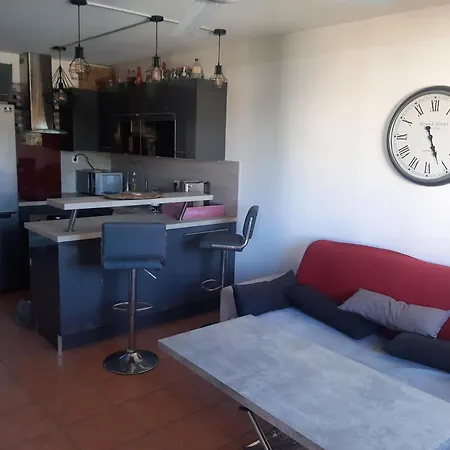 דירה 4 Pers 1 Terrasse Et Piscine רוקברון-סור-ארז'נס