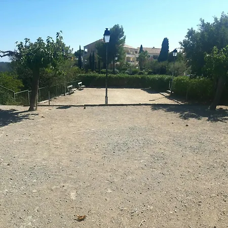 4 Pers 1 Terrasse Et Piscine דירה